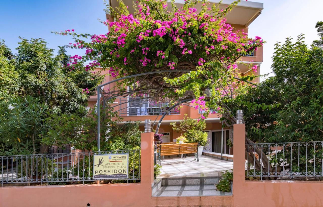 Poseidon Studios & Apartments Palaiochora Exterior foto