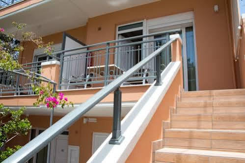 Poseidon Studios & Apartments Palaiochora Exterior foto